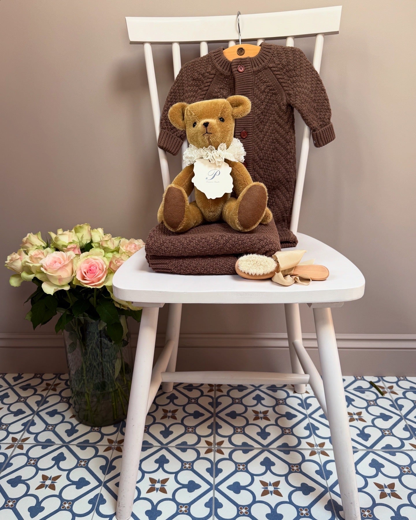 PRIMROSE TRUNKS PRIMROSE TRUNK BABY GIFT SET GREEN TRUNK ROMPER BLANKET BEAR BRUSH MUSLIN